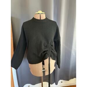 French connection, black women’s sweater with a front roofing detail, Sz S